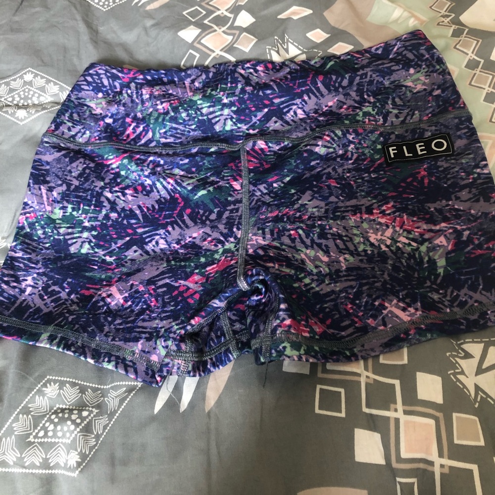 Fleo Shorts